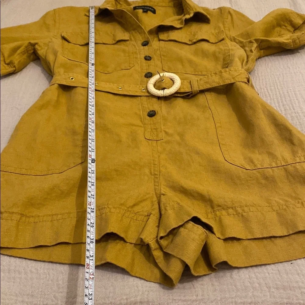Banana Republic Mustard Button-Up Linen Safari Romper with Belt. Size Xs